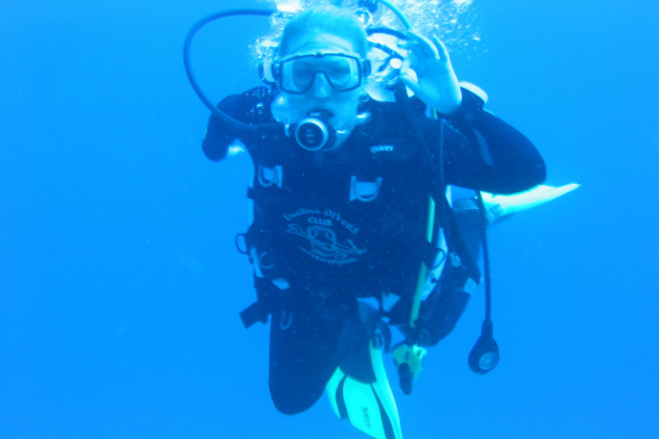 Karen diving