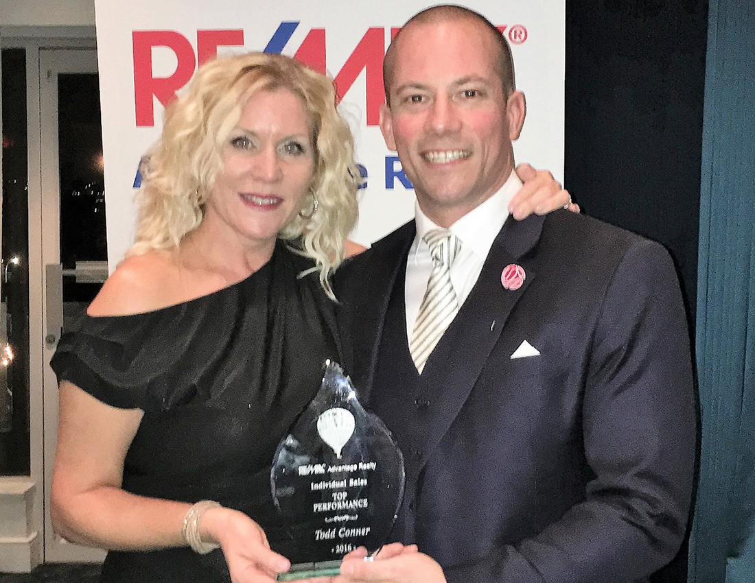 Karen Conner at Re/max award night